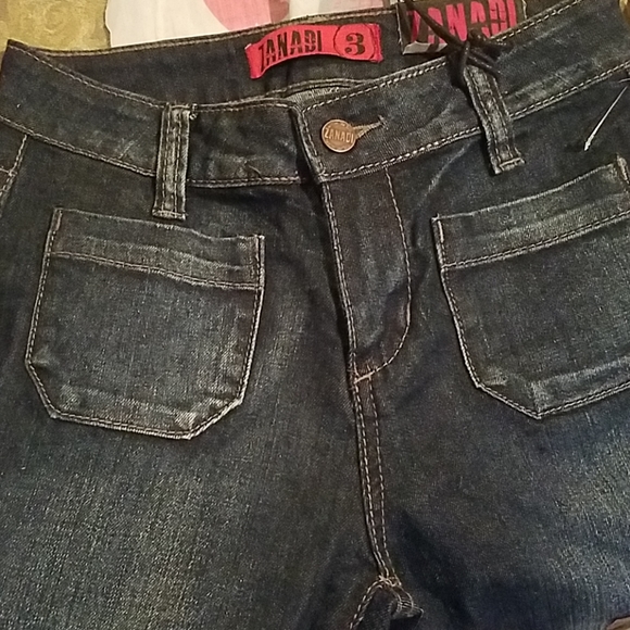 Zanadi Jeans- Denim for Life - Picture 3 of 12